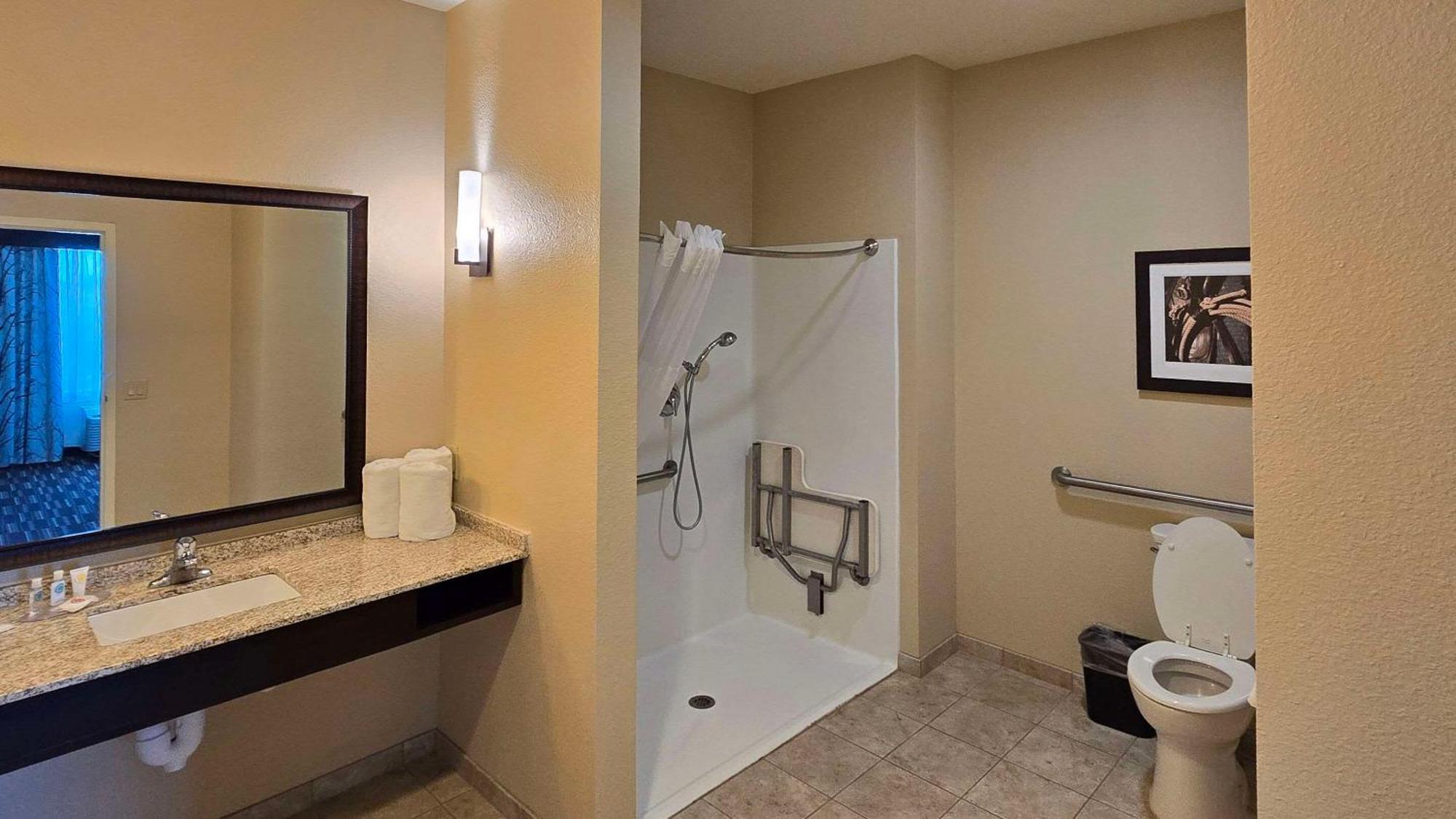 Comfort Inn & Suites Beeville Εξωτερικό φωτογραφία